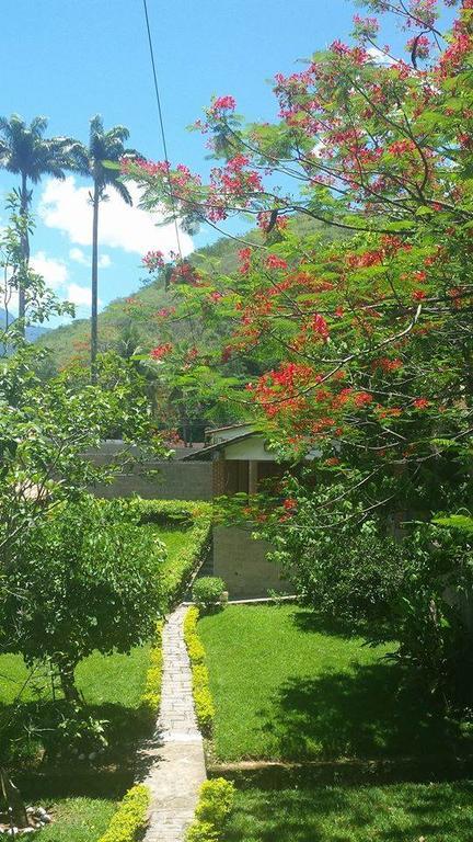 Hôtel Sitio Cantinho Da Paz à Cachoeiras de Macacu Extérieur photo